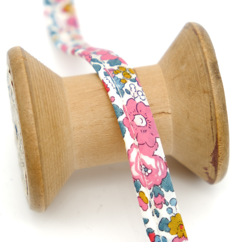 Liberty Fabrics Betsy Ann Rose and Green Piping - Maison Klem